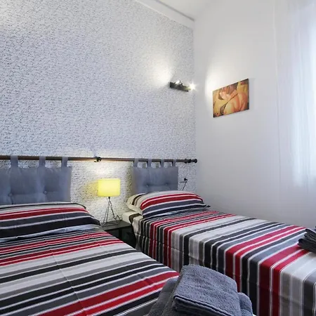 Holiday Cir-013075-cni-00516 Appartement *